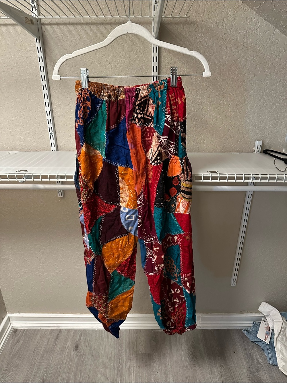 Boho Patchwork Elastic-Waist Joggers  in Multi-Color Sz s pockets